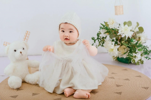 东方孕妇尿蛋白2个十
